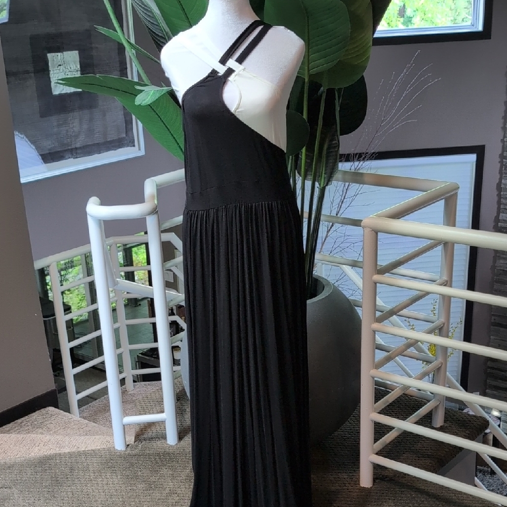 Elegant Black And White Dress